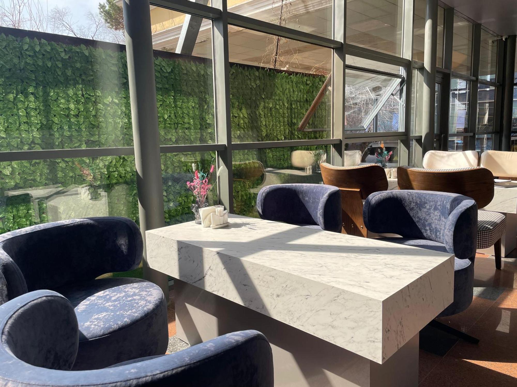 Aykun Hotel Almaty Ngoại thất bức ảnh