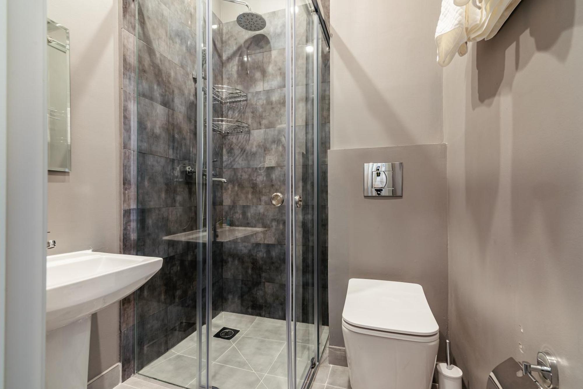 Aykun Hotel Almaty Ngoại thất bức ảnh