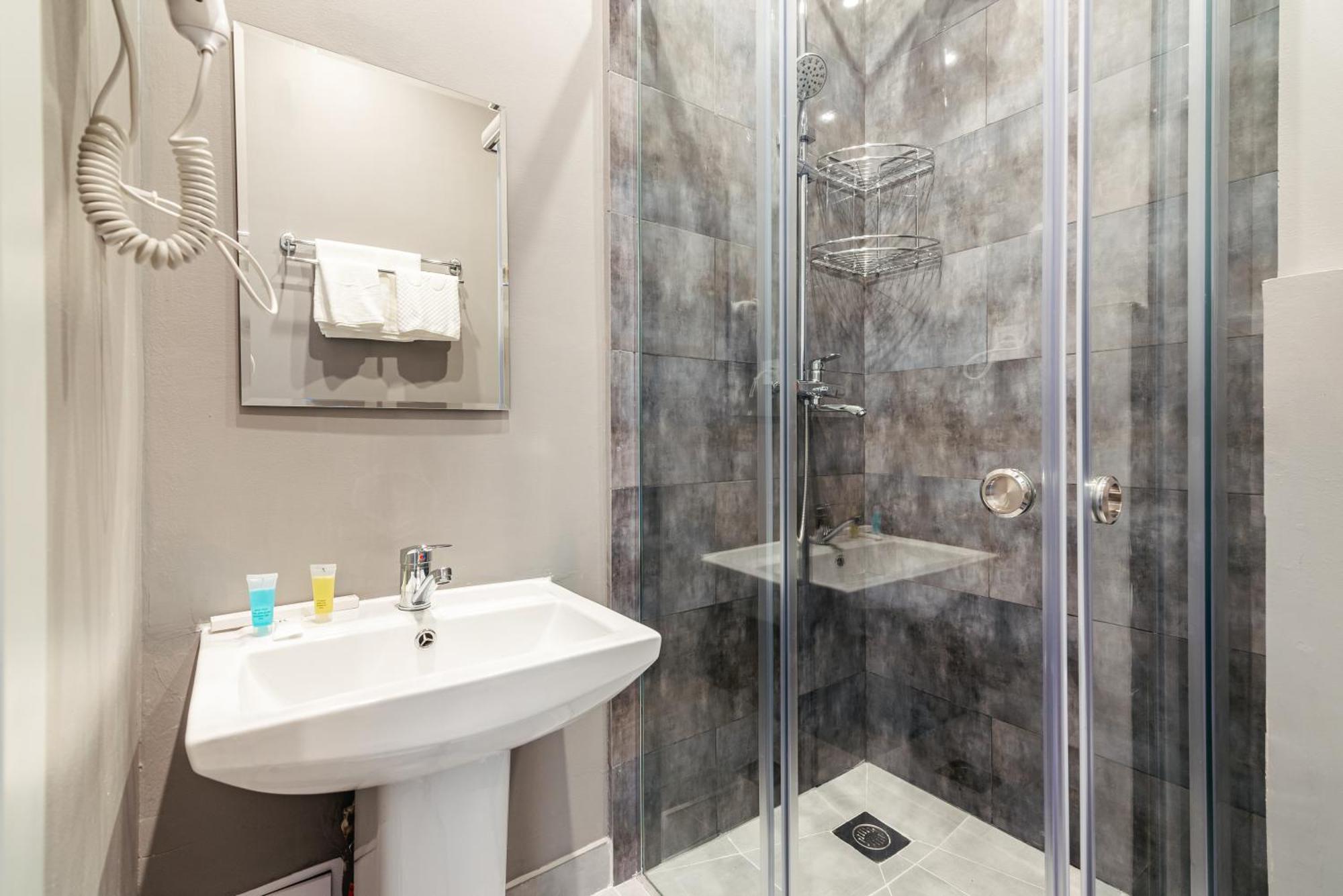 Aykun Hotel Almaty Ngoại thất bức ảnh